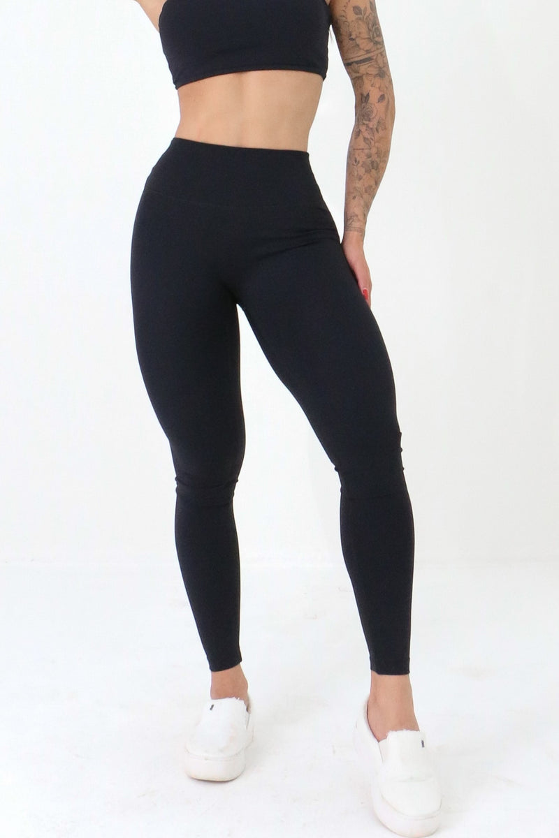CALÇA CURVE FIOR PRETA