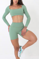 SHORT ESSENTIAL FIOR ALECRIM